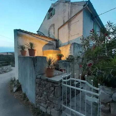 Сasa de vacaciones Maja Stone House Kornić